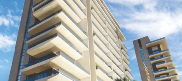 4 bedrooms Apartment in Paphos, Cyprus No. 31645 3