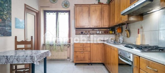 Квартира с 2 спальнями в Лабико, Италия № 107380 7