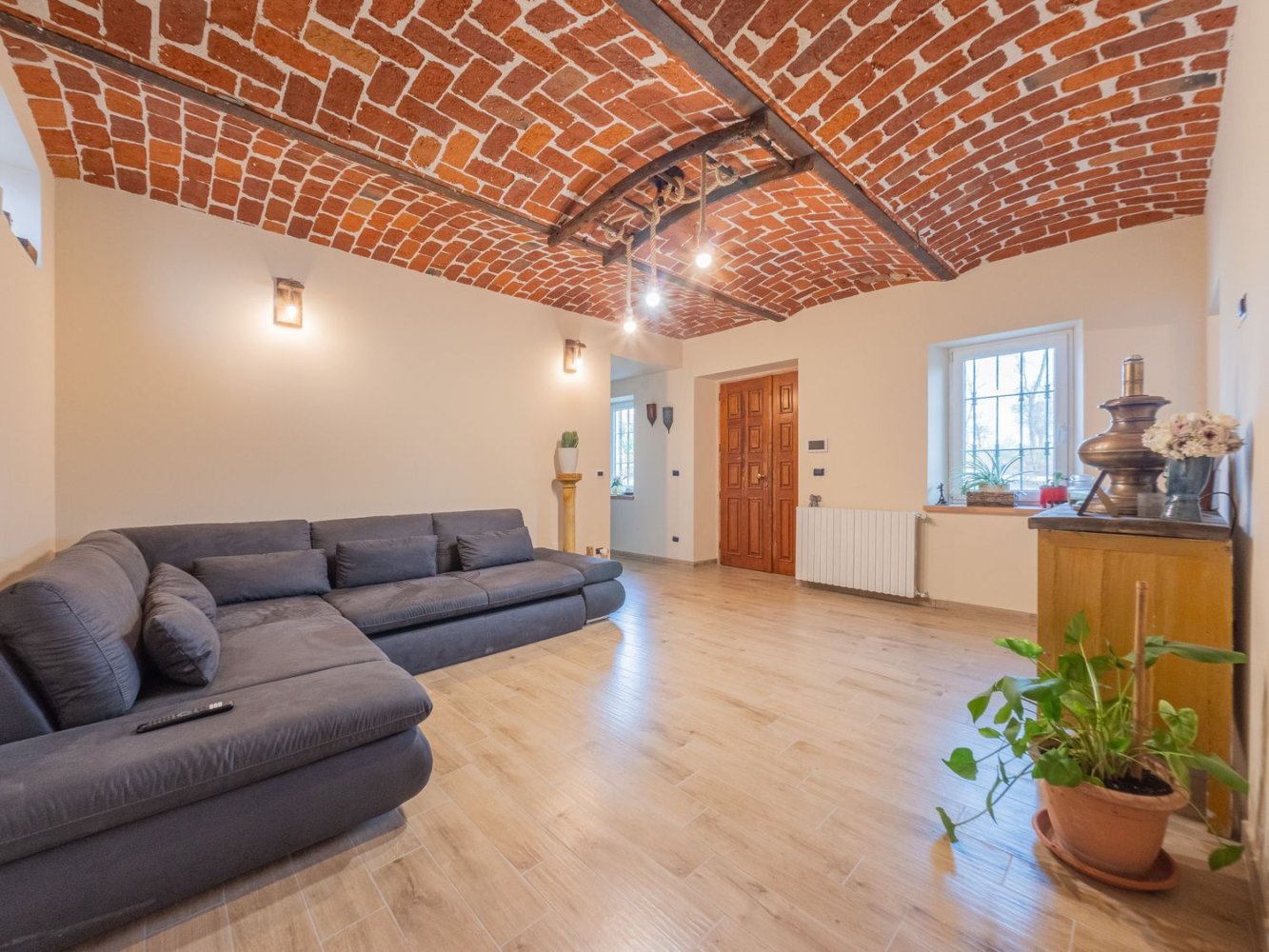 5 rooms House in Asti, Italy No. 132286