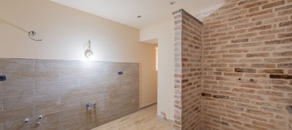 5 rooms House in Asti, Italy No. 132286 28