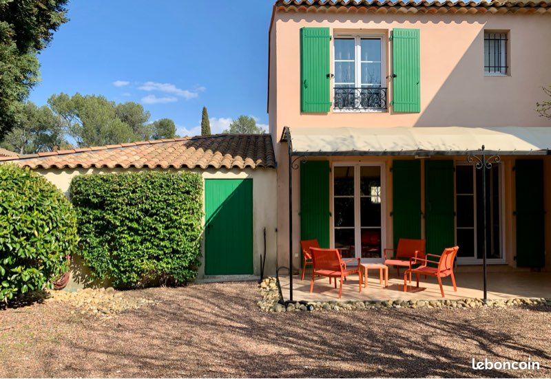 3 Schlafzimmer Haus in Saint-Clement-de-Riviere, France, Nr. 336101