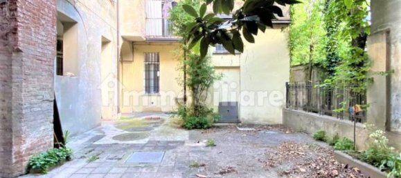 2 bedrooms Apartment in Piacenza, Italy No. 149873 10
