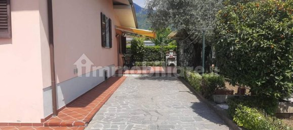 2 bedrooms Villa in Massa, Italy No. 263744 4