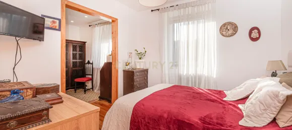 3 bedrooms Villa in Oeiras, Portugal No. 145945 4