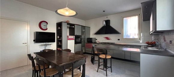 4 Schlafzimmer Haus in Sernaglia della Battaglia, Italy, Nr. 61914 9