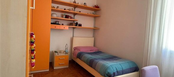 4 Schlafzimmer Haus in Sernaglia della Battaglia, Italy, Nr. 61914 15