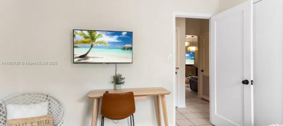 2 bedrooms Villa for sale in Miami, Miami-Dade, Florida, USA № 615514 6