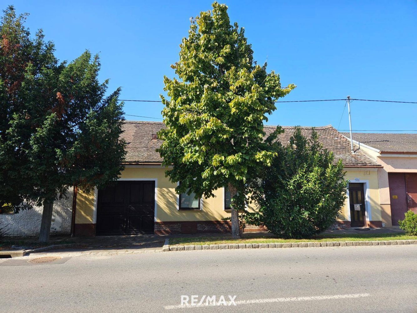 3 rooms House in Laa an der Thaya, Austria No. 259013