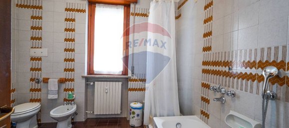 4-salle Appartement à Bonate Sotto, Italy No. 57769 6