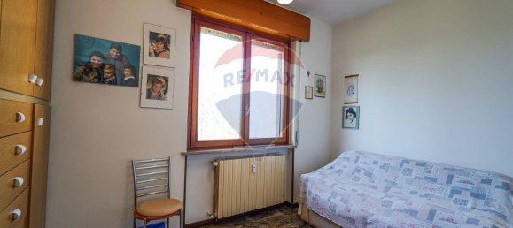 4-salle Appartement à Bonate Sotto, Italy No. 57769 38