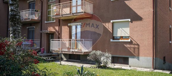 4-salle Appartement à Bonate Sotto, Italy No. 57769 24