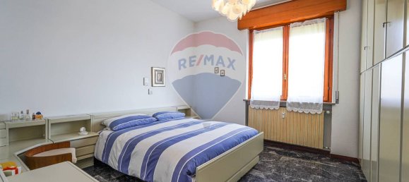 4-salle Appartement à Bonate Sotto, Italy No. 57769 5