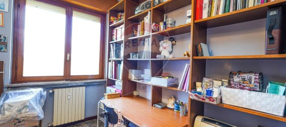 4-salle Appartement à Bonate Sotto, Italy No. 57769 36