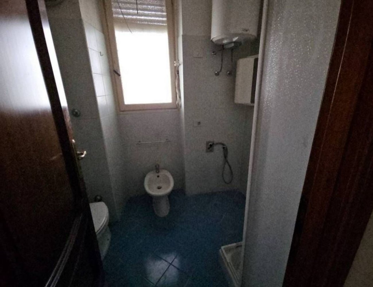 3 rooms Apartment in Rome, Italy No. 198072