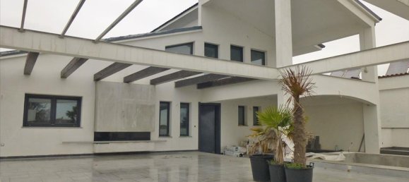 470m² Property in Katerini, Greece No. 6616 6