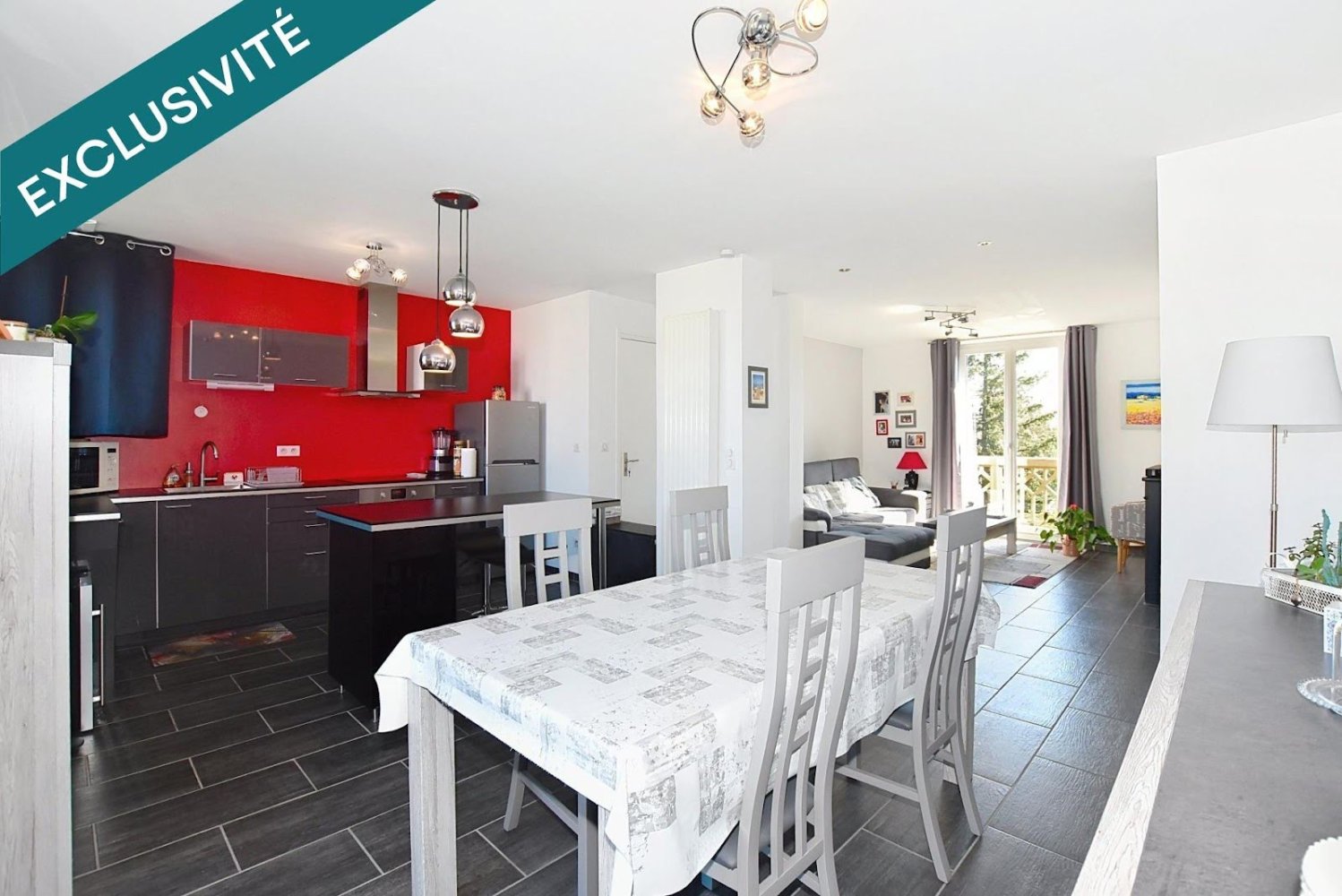 2 Schlafzimmer Wohnung in Montbrison, France, Nr. 275569