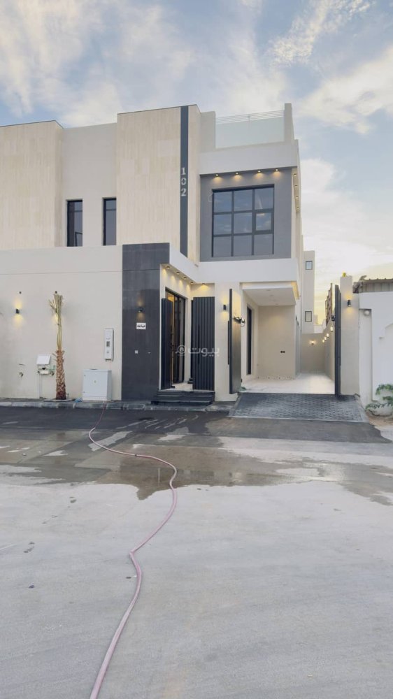 4 bedrooms Villa in Riyadh, Saudi Arabia No. 452