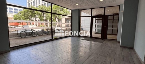 2 bedrooms Apartment in Marseille, France No. 311820 15