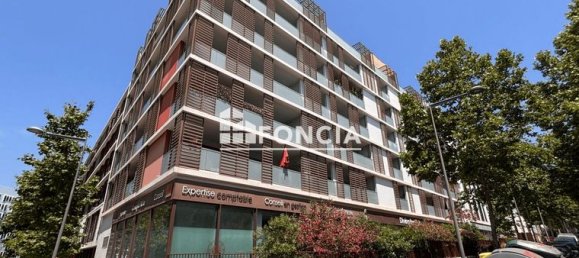 2 bedrooms Apartment in Marseille, France No. 311820 16