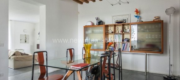 4 bedrooms Villa in Carrara, Italy No. 45809 21