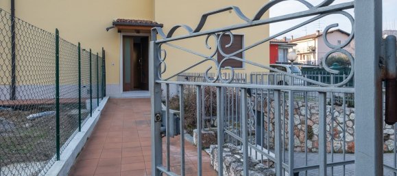 6 rooms Apartment in Garda, Italy No. 152342 3