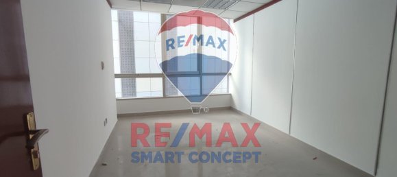 Bureau à Al Khalidiya, UAE 220m² No. 36272 4