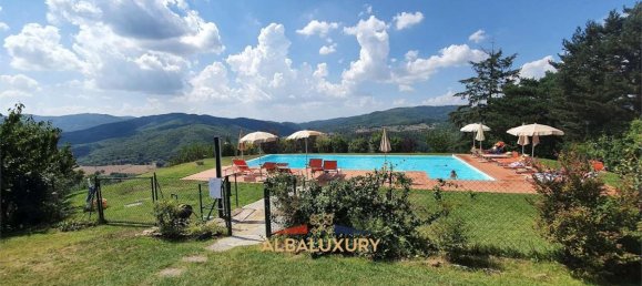 16 Schlafzimmer Villa in Arezzo, Italy, Nr. 552 6