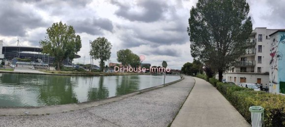 Студия в Сен-Дени, Франция № 131667 4