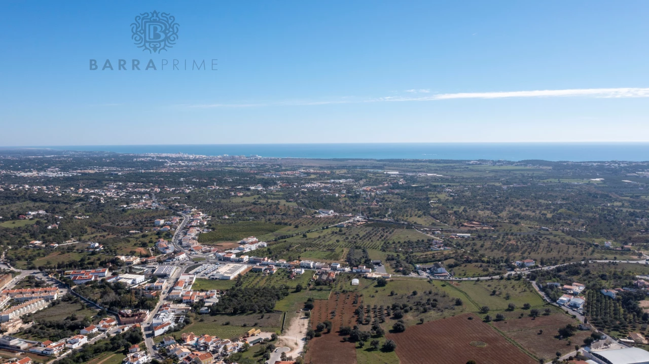  Land in Loule, Portugal No. 125794