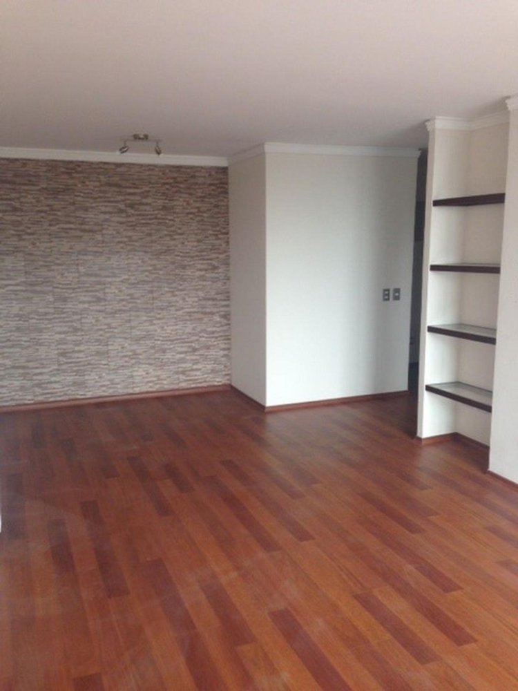 Apartamento de 2 dormitorios en Santiago, Chile No. 1702