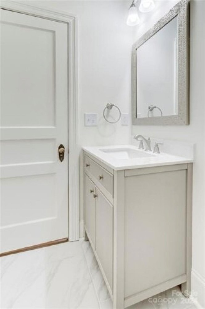 4 bedrooms House in York, USA No. 387151