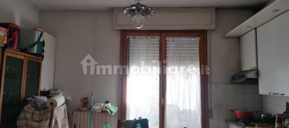 2 bedrooms Apartment in Campi Bisenzio, Italy No. 297597 5