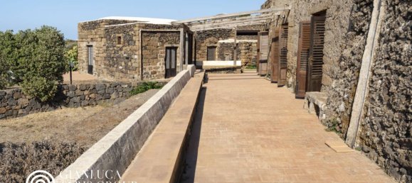 2 bedrooms Villa in Pantelleria, Italy No. 301813 30