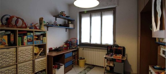 Квартира с 3 комнатами в Варесе, Италия № 140145 16