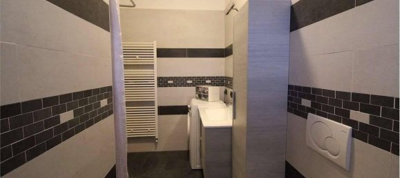 Квартира с 3 комнатами в Варесе, Италия № 140145 21