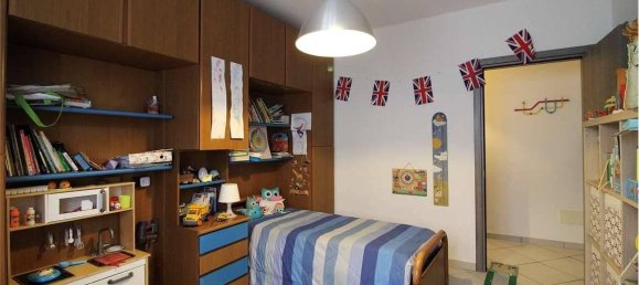 Квартира с 3 комнатами в Варесе, Италия № 140145 17