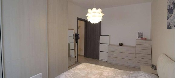 Квартира с 3 комнатами в Варесе, Италия № 140145 14