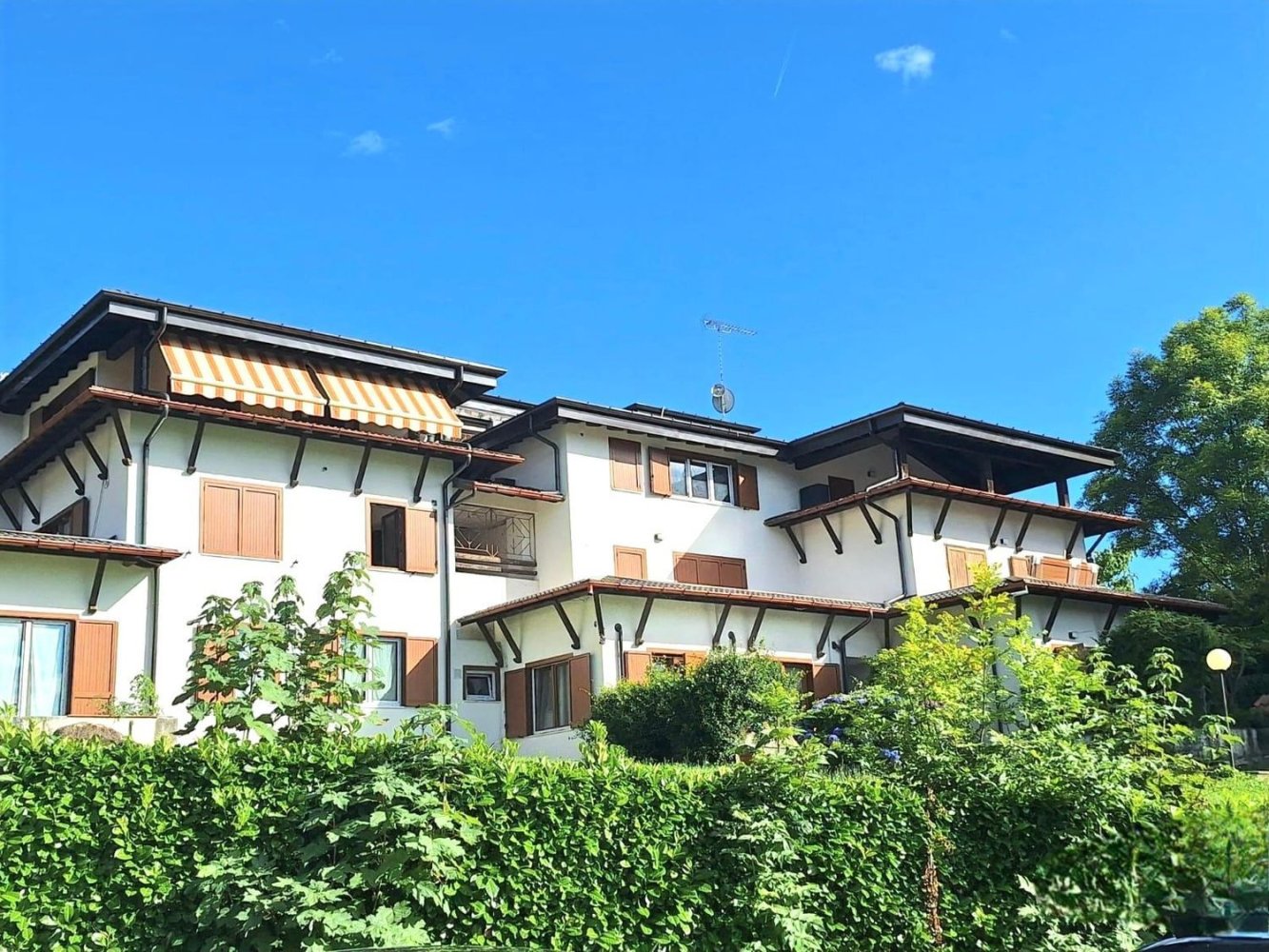 Apartamento de 2 habitaciónes en Valganna, Italy No. 306682