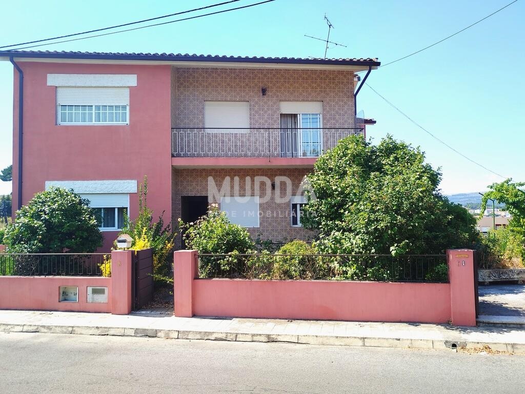 5 bedrooms House in Chaves, Portugal No. 222642