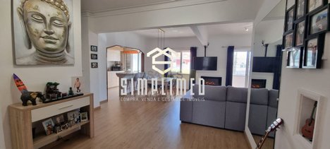 Apartamento de 4 dormitorios en Almada, Portugal No. 156067