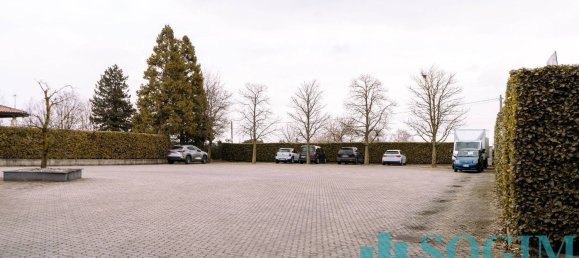 Entrepôt à Brenna, Italy 2100m² No. 65798 27