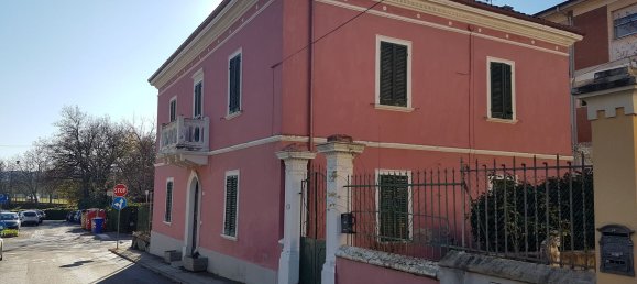 Дуплекс с 4 комнатами в Урбания, Италия № 269405 2