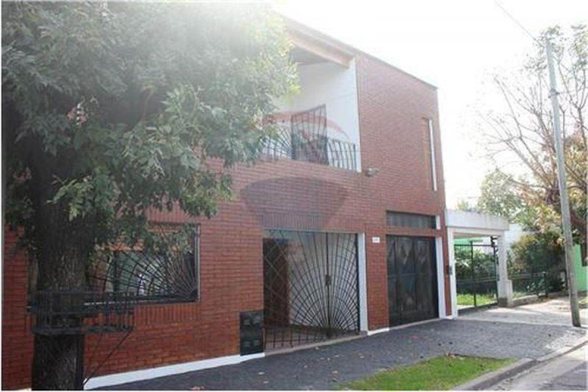 3 bedrooms House in San Miguel, Argentina No. 56715