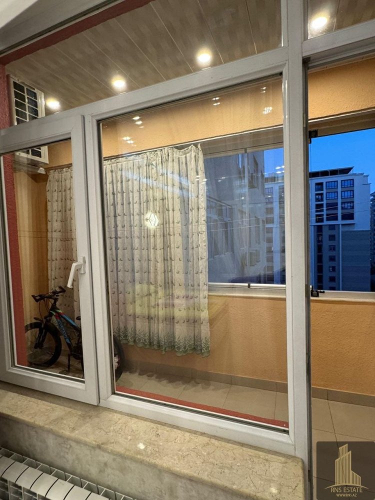 5 bedrooms Apartment in Nasimi, Azerbaijan No. 1459