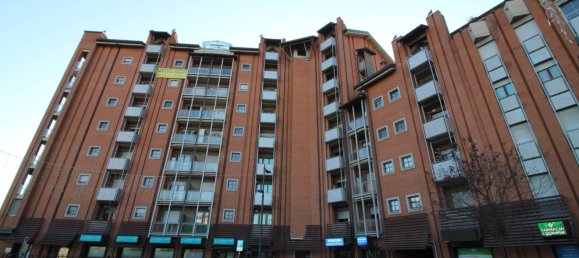 2 bedrooms Apartment in Collegno, Italy No. 57312 4