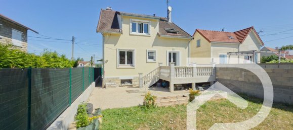 6 rooms House in Beaumont-sur-Oise, France No. 337576 10