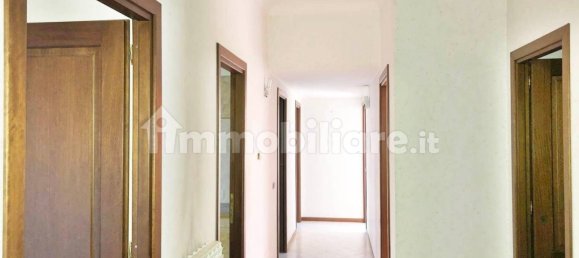 3 bedrooms Apartment in Rome, Italy No. 45563 4