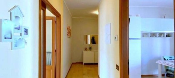 3غرفة شقة في Campobasso, Italy رقم 22682 22