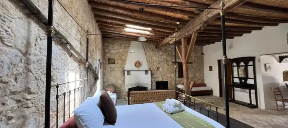 Villa de 4 dormitorios en Vasa Koilaniou, Cyprus No. 765 6