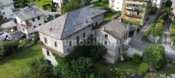 5 bedrooms House in Grosio, Italy No. 259130 3